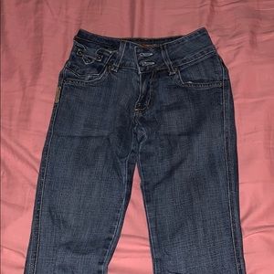 jeans , idk the regular price nor the brand :(